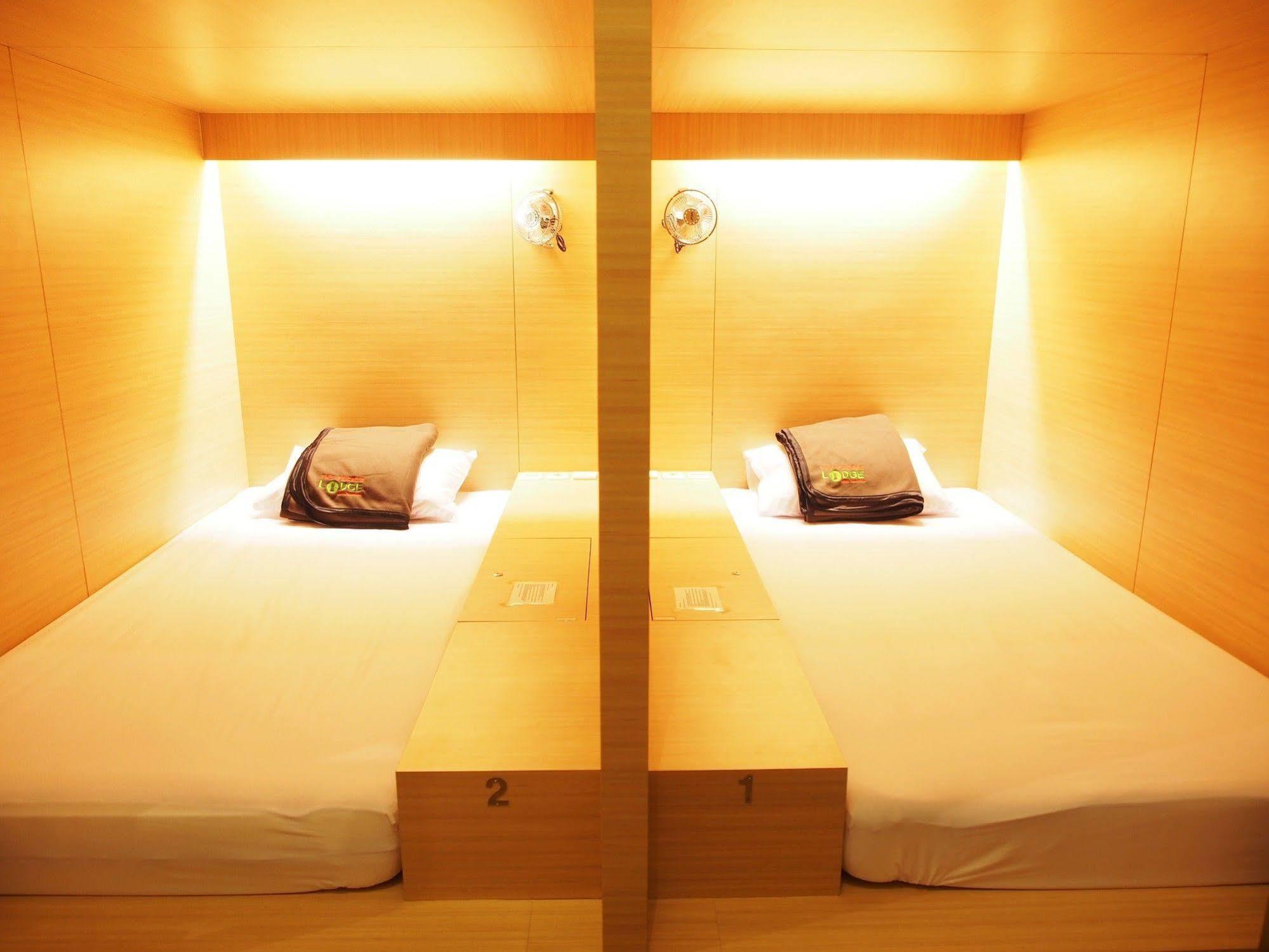 Spot On 91821 The Packer Lodge Jakarta Exterior foto